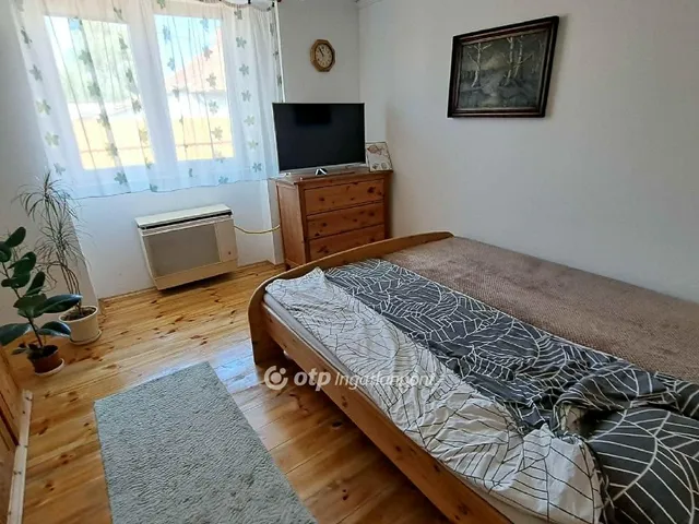 Eladó ház Rakamaz 79 nm