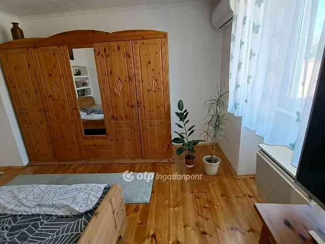 Eladó ház Rakamaz 79 nm