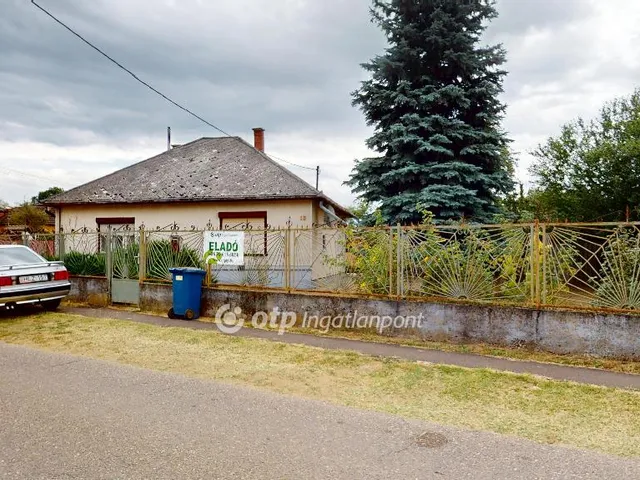Eladó ház Gemzse 91 nm