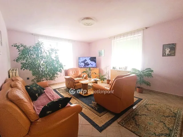 Eladó ház Máriakálnok 100 nm