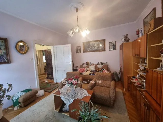 Eladó ház Pápa, Tókert 64 nm