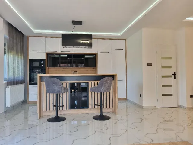 Eladó ház Döbrönte 183 nm