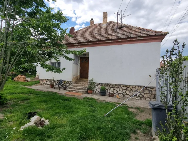 Eladó ház Pápa 59 nm