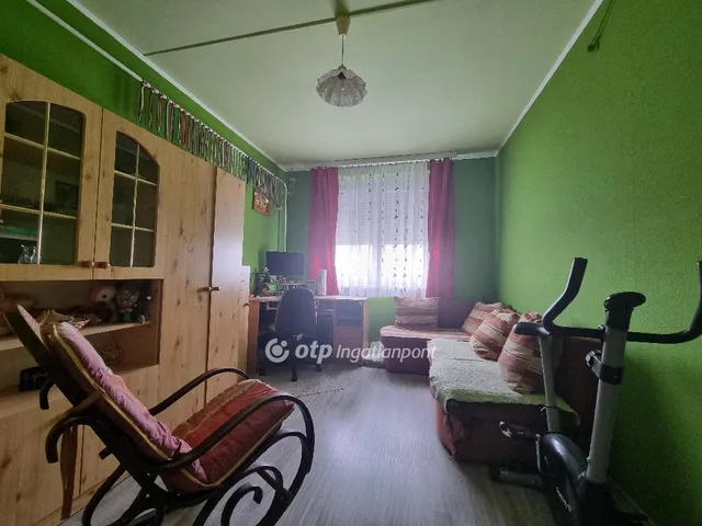 Eladó lakás Ajka 54 nm