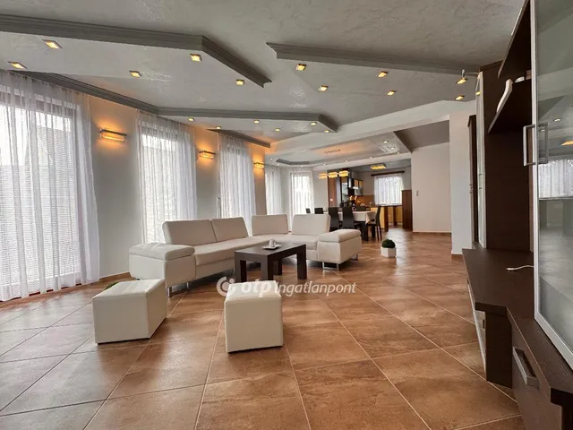 Eladó ház Pápa 155 nm