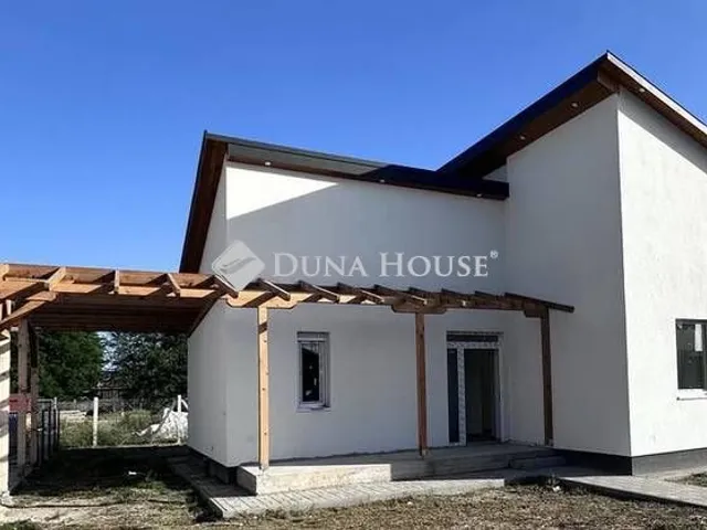 Eladó ház Hernád 96 nm