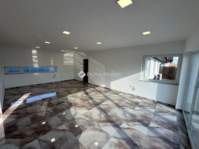 Eladó ház Albertirsa 175 nm