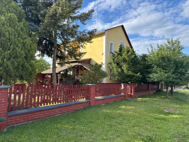 Eladó ház Nyáregyháza 120 nm