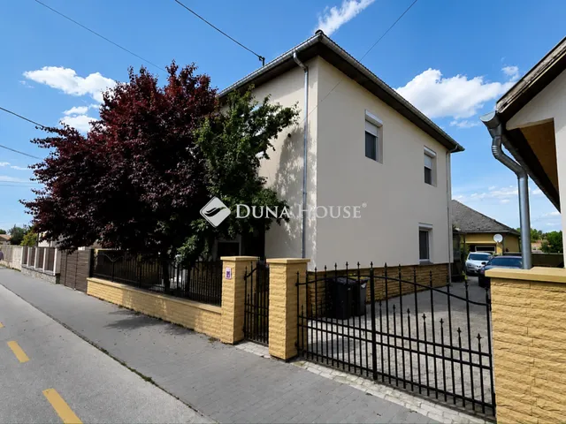 Eladó ház Dabas 144 nm
