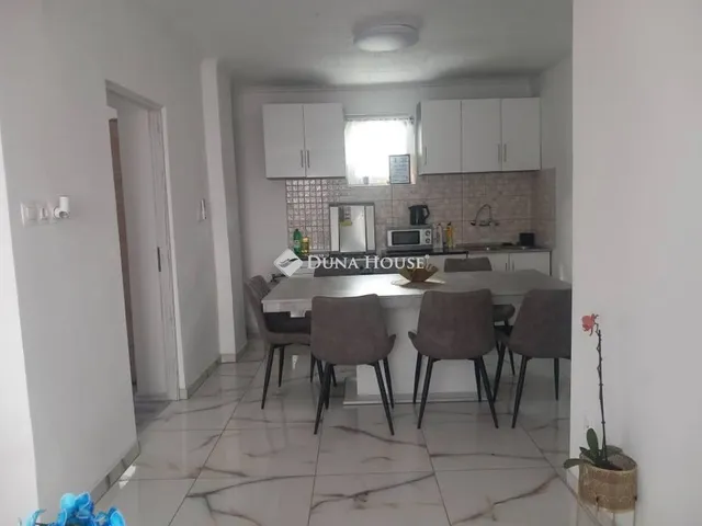Eladó ház Örkény 56 nm