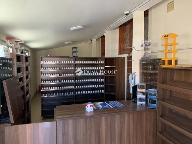 Eladó kereskedelmi és ipari ingatlan Hernád 115 nm