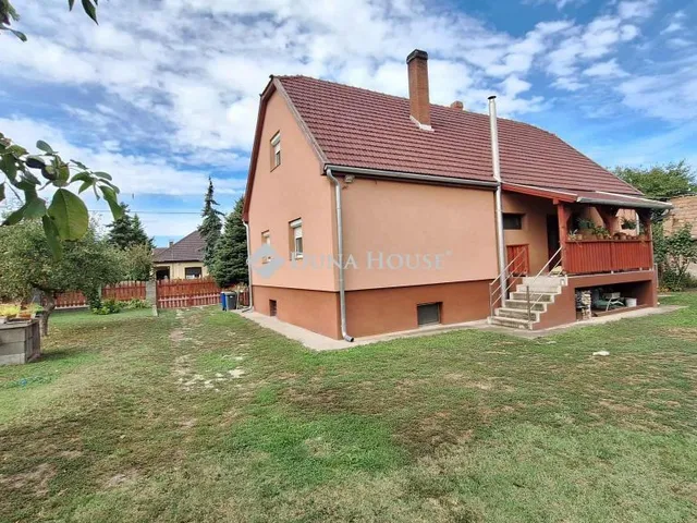 Eladó ház Dömsöd 148 nm