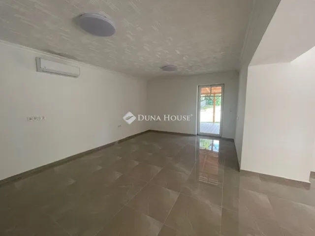 Eladó ház Örkény 70 nm