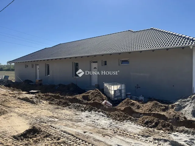 Eladó ház Kakucs 95 nm
