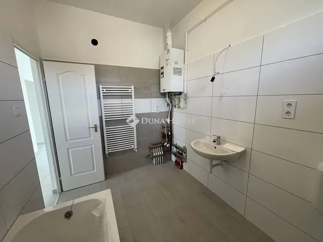 Eladó ház Kakucs 85 nm