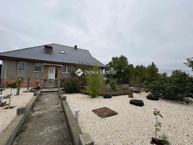 Eladó ház Dabas 308 nm