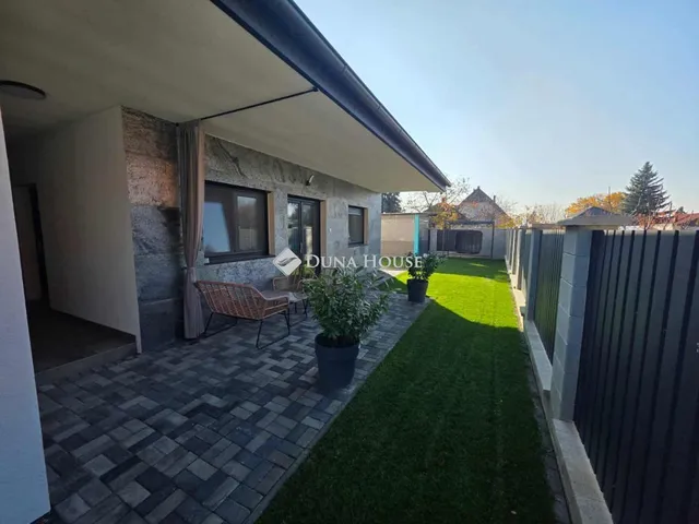 Eladó üdülő és hétvégi ház Siófok 150 nm