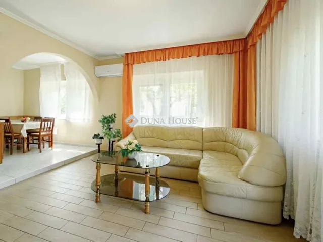 Eladó ház Zamárdi 94 nm