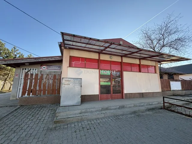 Eladó kereskedelmi és ipari ingatlan Hernád 110 nm