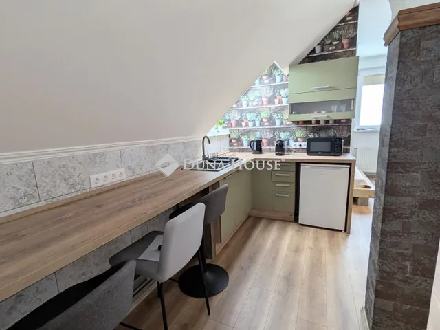 Eladó lakás Balatonszárszó 30 nm