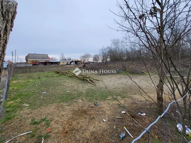 Eladó telek Dabas 806 nm