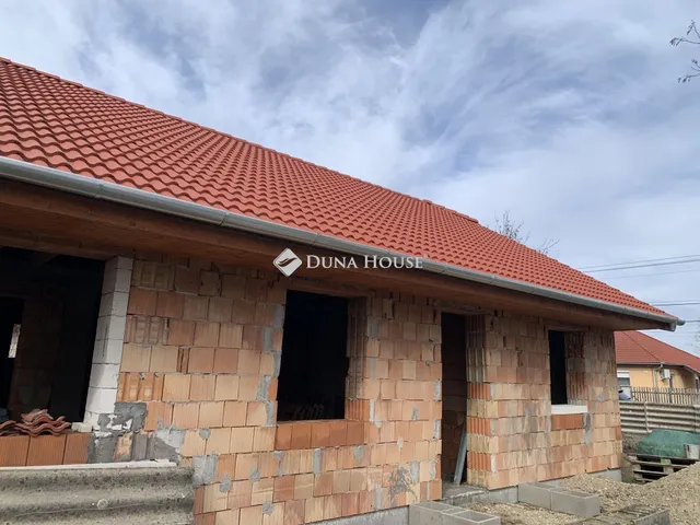 Eladó ház Hernád 96 nm