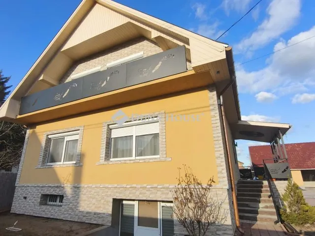 Eladó ház Ócsa 204 nm