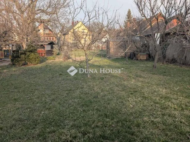 Eladó telek Zamárdi 1182 nm