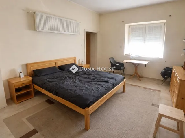 Eladó ház Nyáregyháza 260 nm