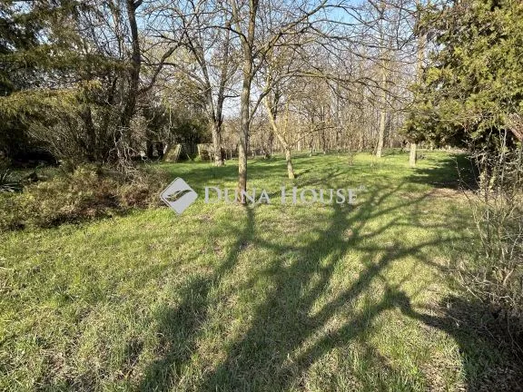 Eladó telek Nyáregyháza 2721 nm