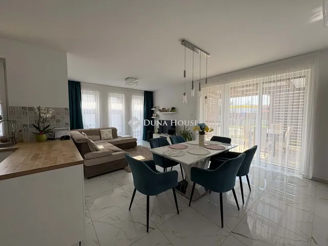 Eladó ház Lajosmizse 103 nm