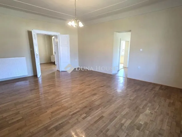 Eladó ház Cegléd 131 nm