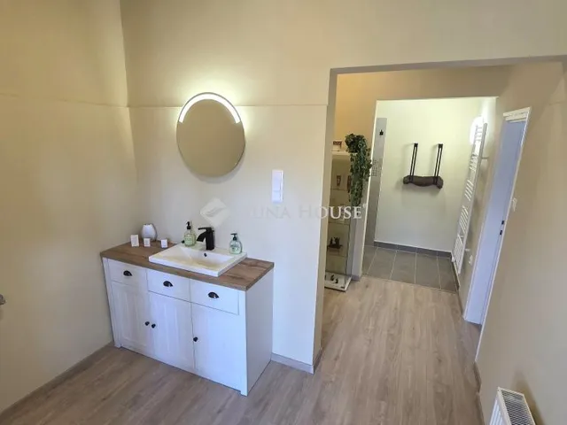 Eladó ház Cegléd 131 nm