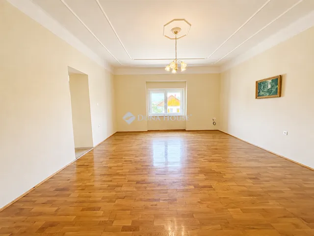 Eladó ház Cegléd 131 nm