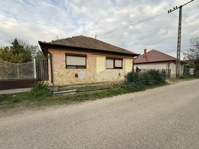 Eladó ház Ócsa 39 nm