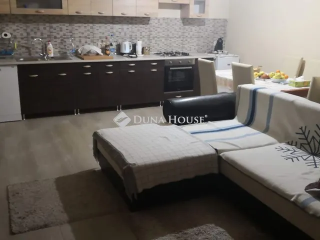 Eladó ház Cegléd 87 nm