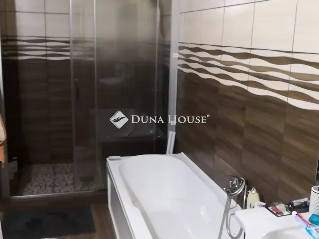 Eladó ház Cegléd 87 nm