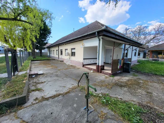 Eladó ház Kiskunlacháza 146 nm