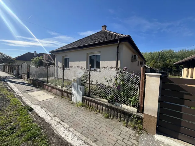 Eladó ház Monor 78 nm