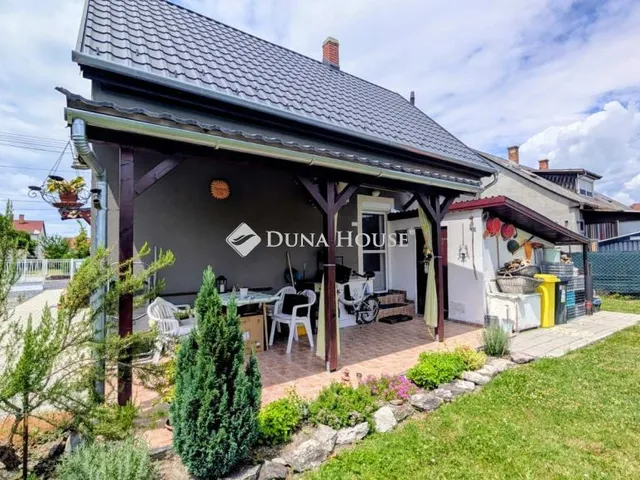 Eladó ház Balatonkeresztúr 90 nm
