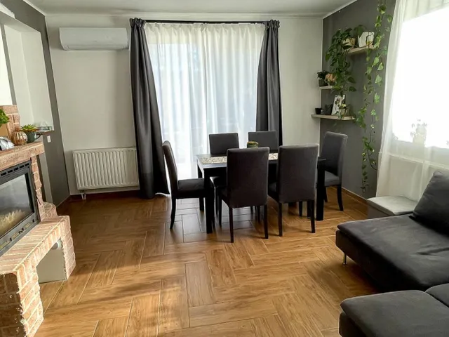 Eladó ház Piliscsév 151 nm