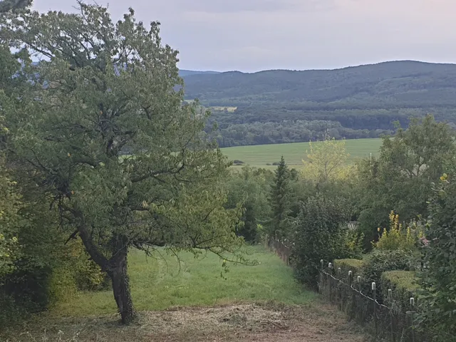 Eladó telek Pilisszántó, Pilisszántó eladó telek 2040 nm