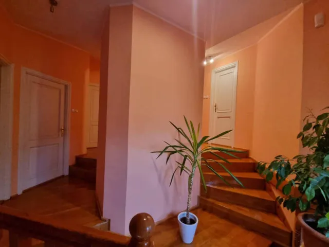 Eladó ház Solymár 388 nm