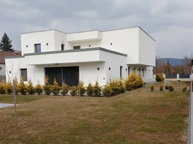 Eladó ház Pilisvörösvár 450 nm