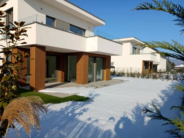 Eladó ház Pilisvörösvár 257 nm