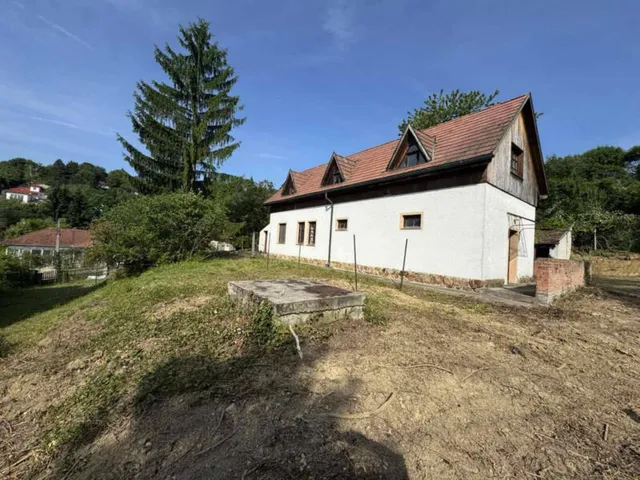 Eladó ház Solymár 140 nm