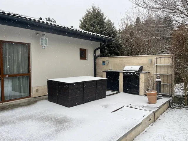 Eladó ház Solymár 253 nm