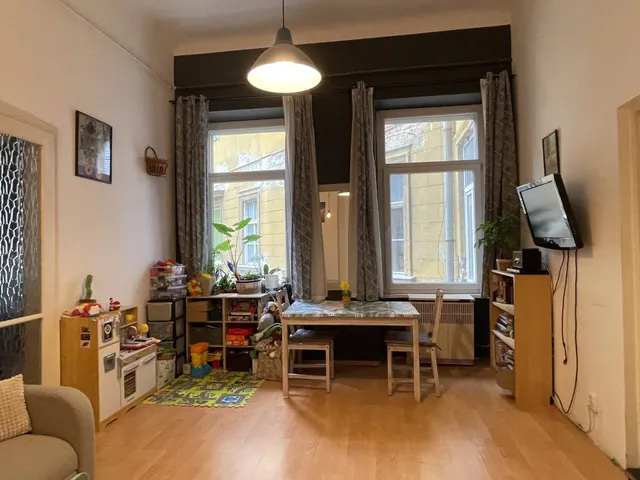 Eladó lakás Budapest VI. kerület 42 nm