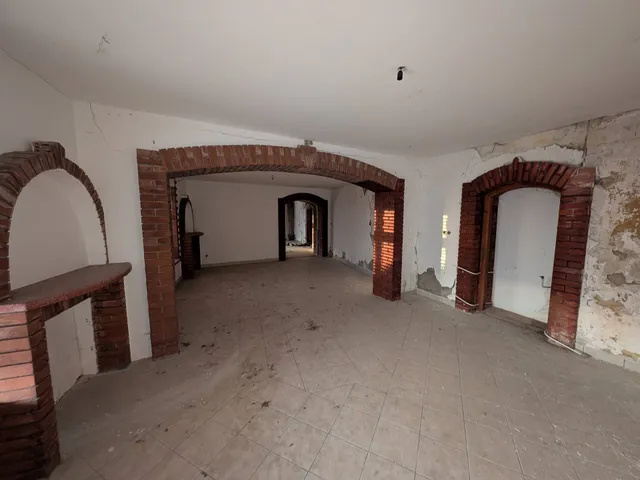 Eladó ház Piliscsév 160 nm