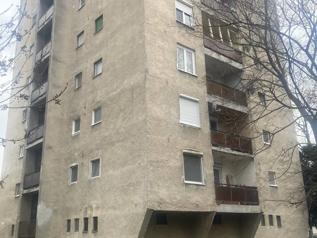 Eladó lakás Nyergesújfalu 53 nm